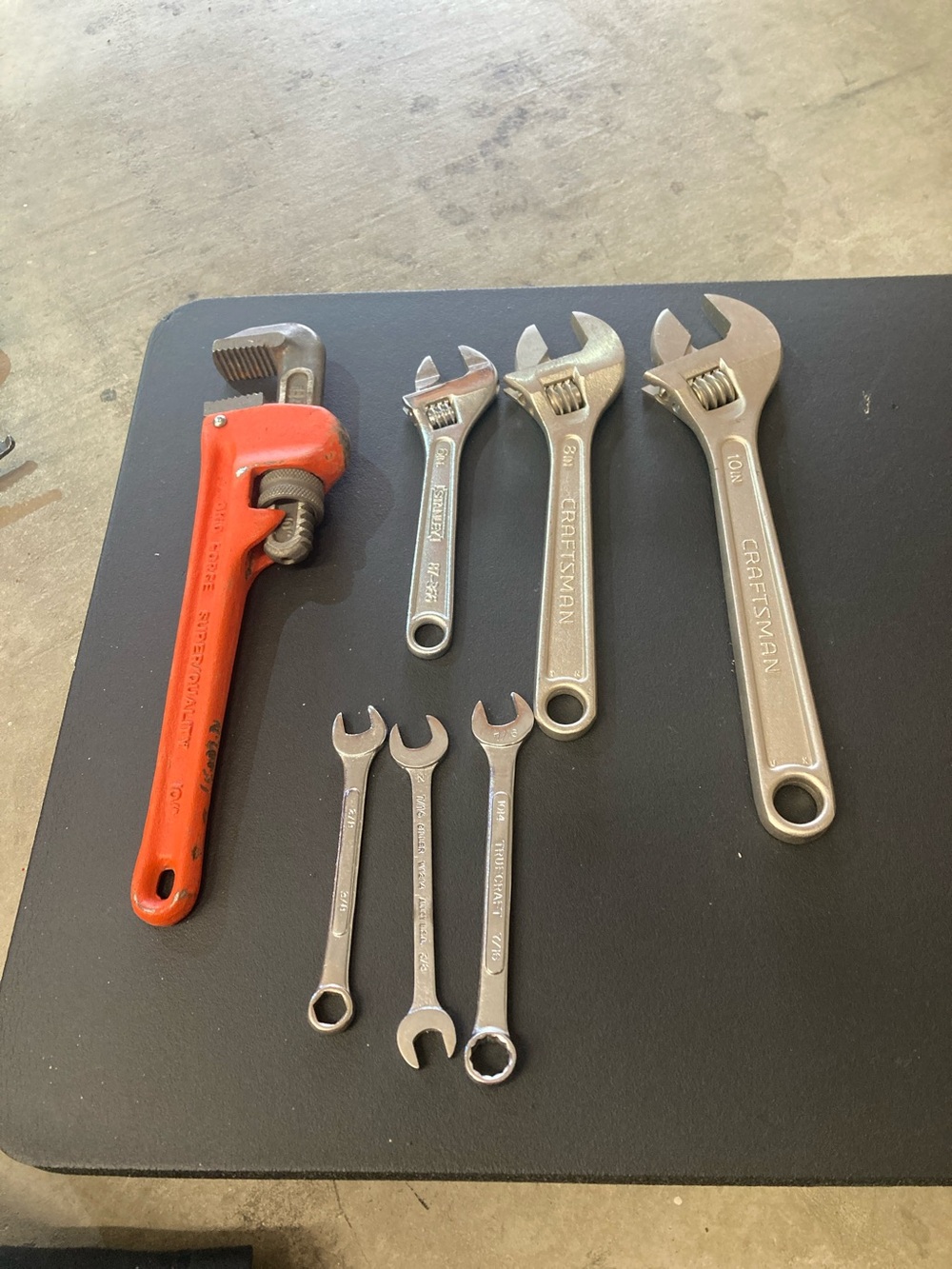 7 misc wrenches.